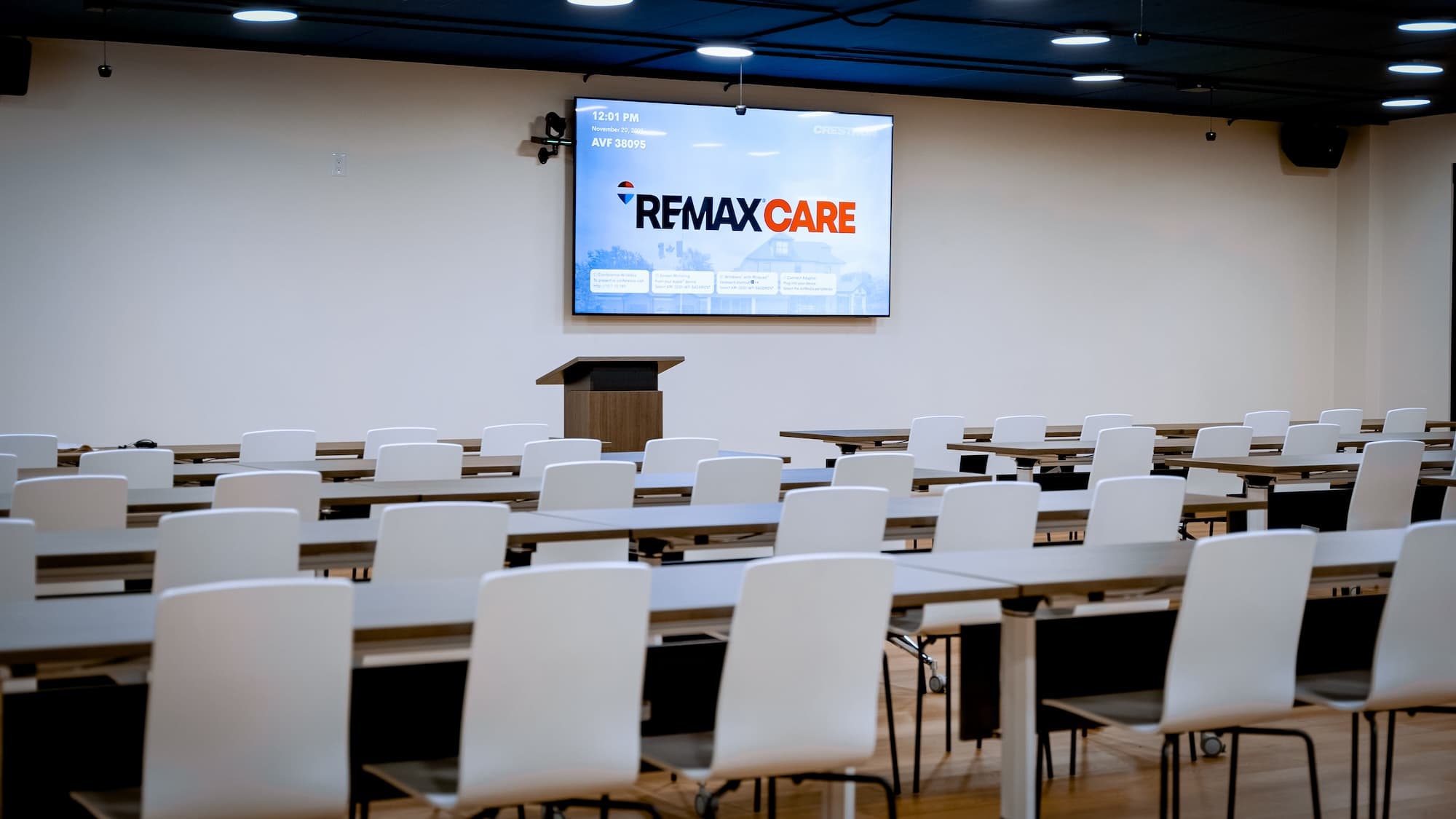 Team Goran office interior